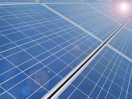 Trhi Japan solar energy field
